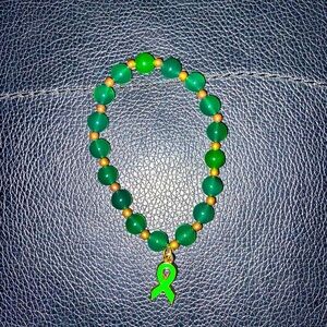 GREEN BREAST CANCER AWARENESS BEADED BRACELET